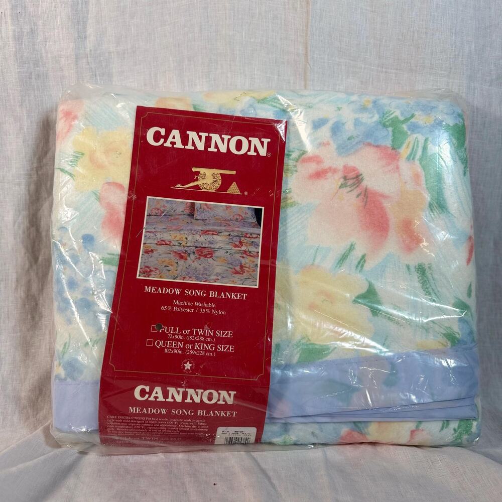 Vintage Cannon Meadow Song Blanket, New in Pack Full Twin Floral